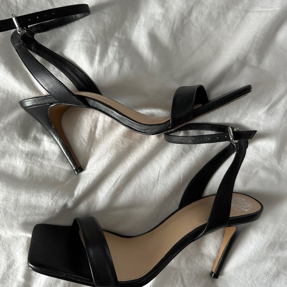 Square Toe Heel - Picture 3 of 10